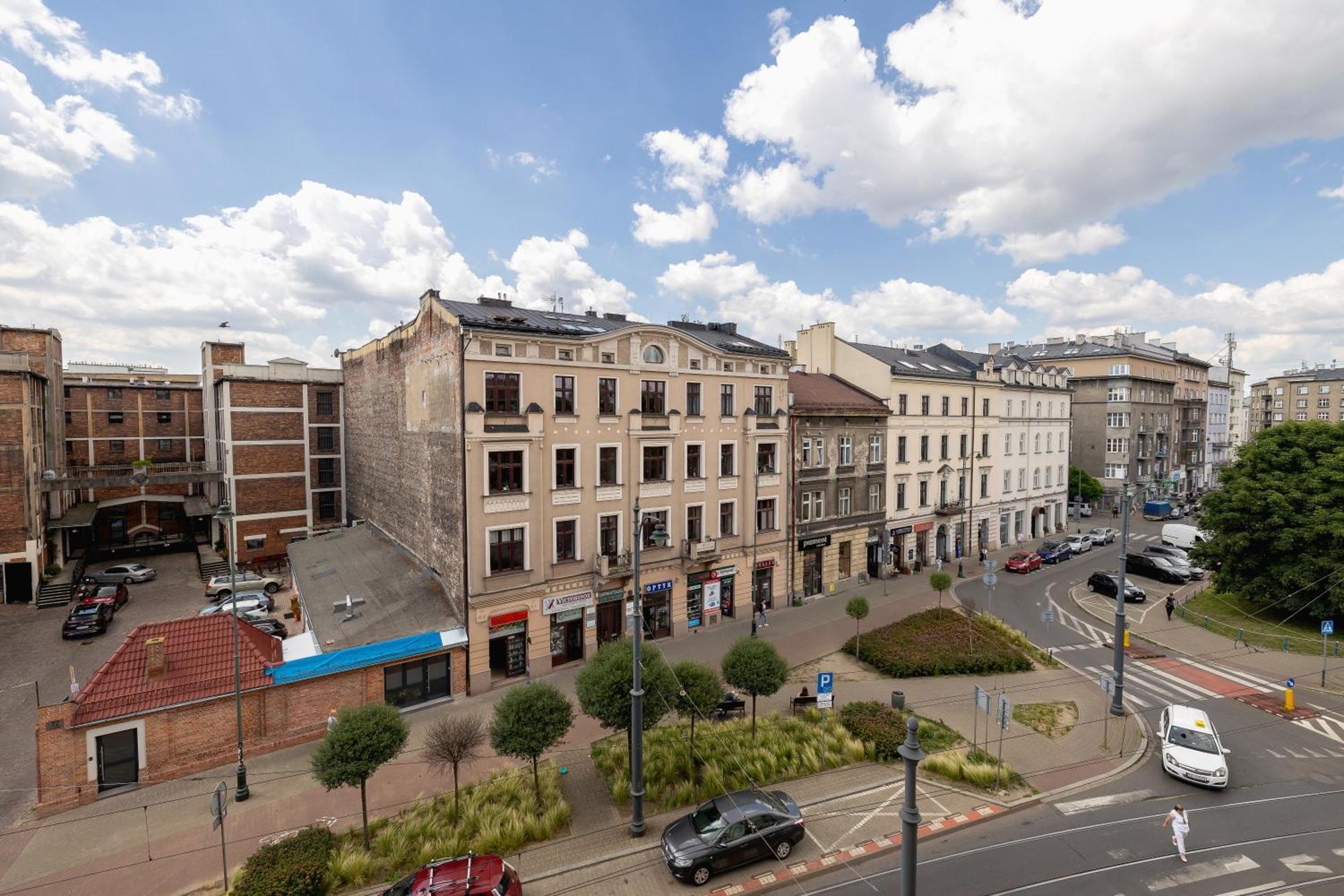 1-Bedroom Apartment With Balcony - Dluga 65 Kraków Exteriör bild